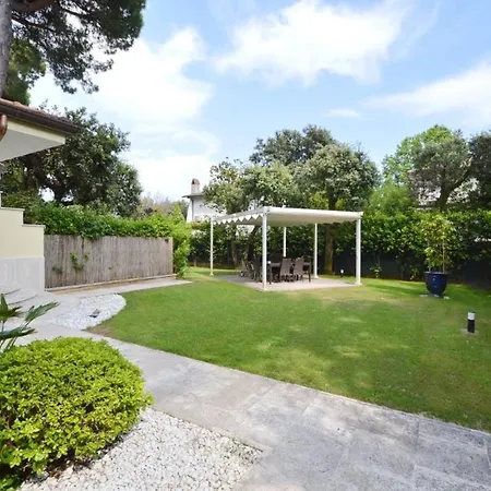 Attico Smeraldo Dei Marmi