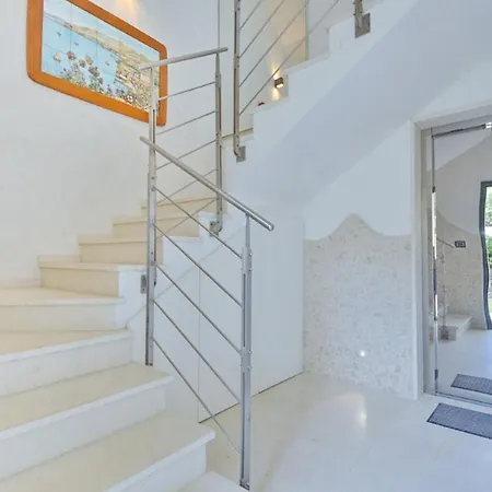 Attico Smeraldo Dei Marmi *